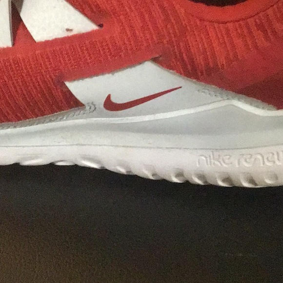 NIKE RUNNING SHOES - Picture 3 of 8